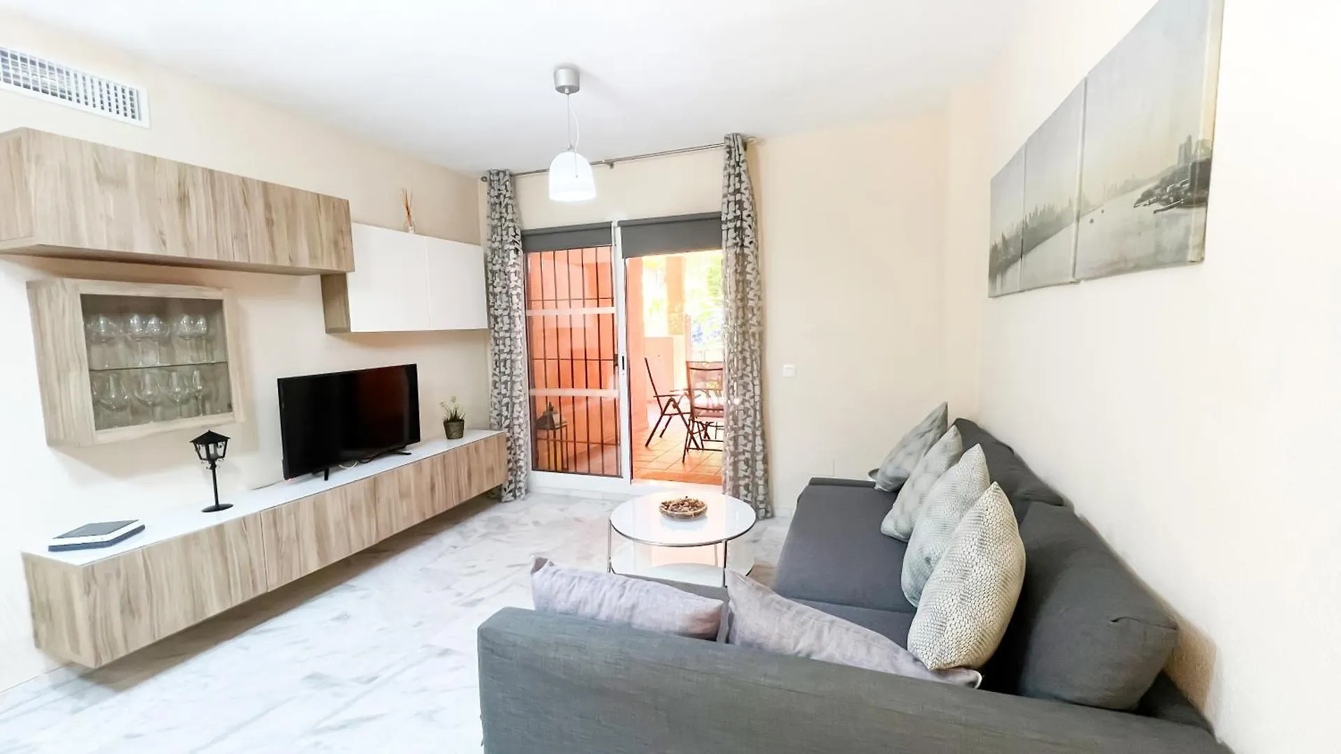 Apartment Apartamento La Reserva De Marbella Spain