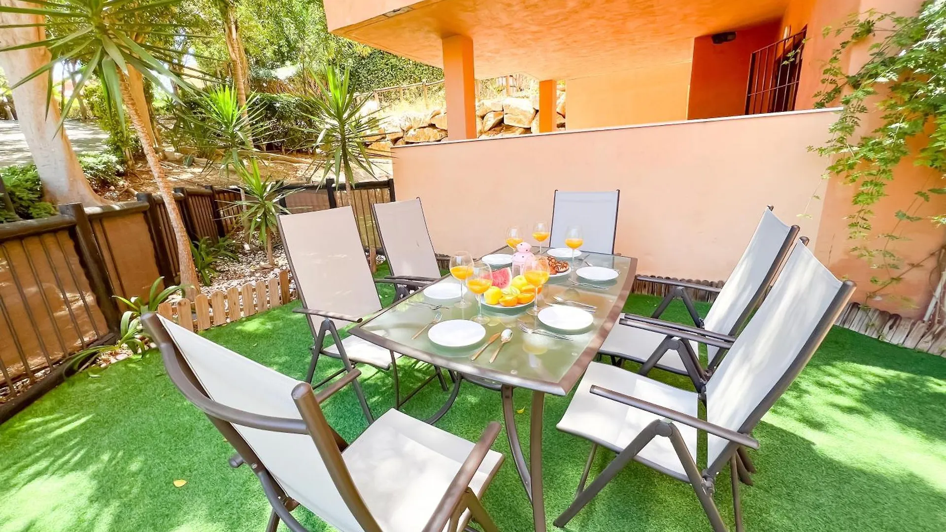 Apartamento La Reserva De Marbella contacts